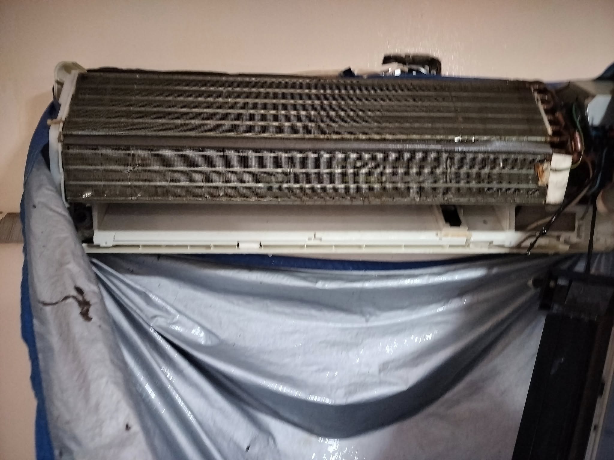 ผลงานติดตั้ง/ซ่อม/ล้างแอร์ 51